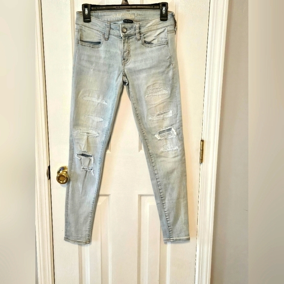 American Eagle Super Low Jegging Black - size 4 Regular - EUC - Picture 1 of 4